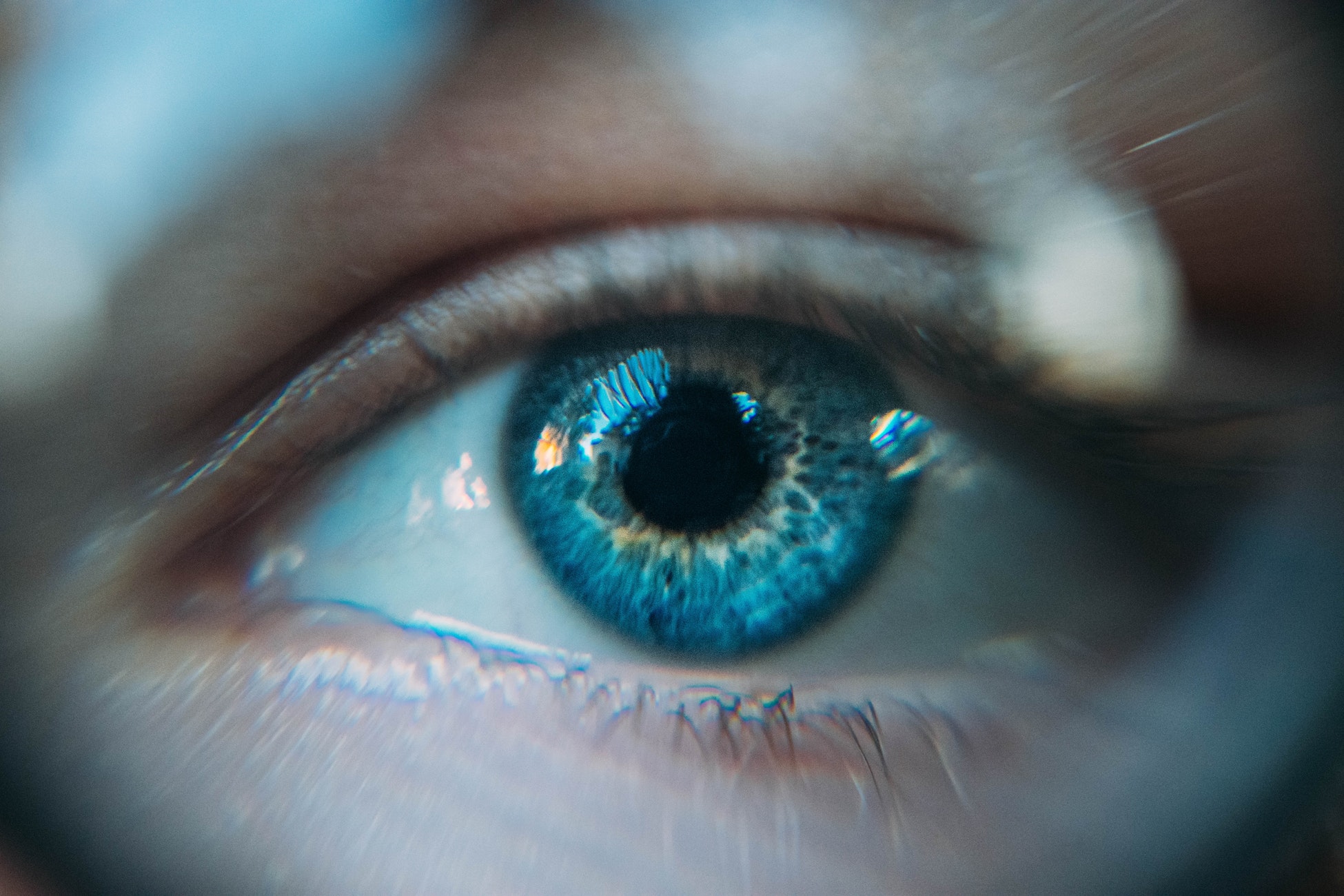 pupil blue